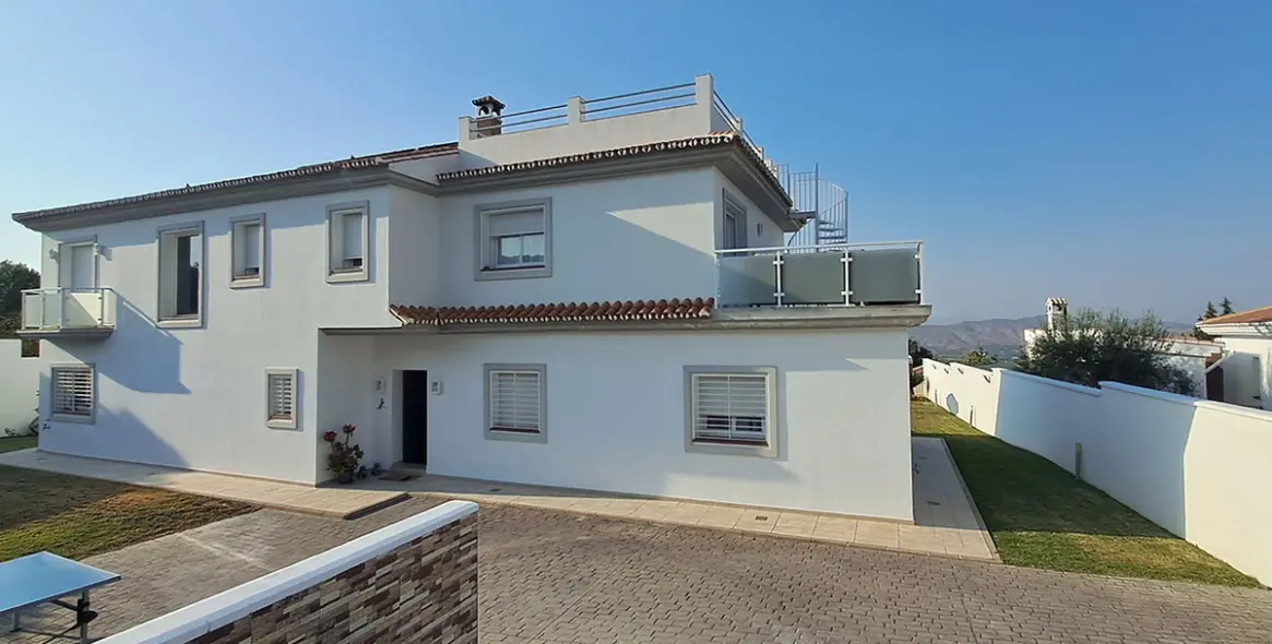 Sale of detached villa in Alhaurín el Grande 9