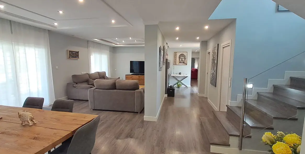 Sale of detached villa in Alhaurín el Grande 14