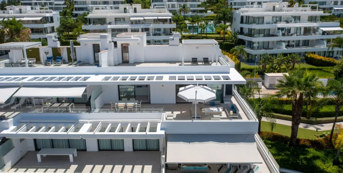 Short-term rent of penthouse in Benahavís 1