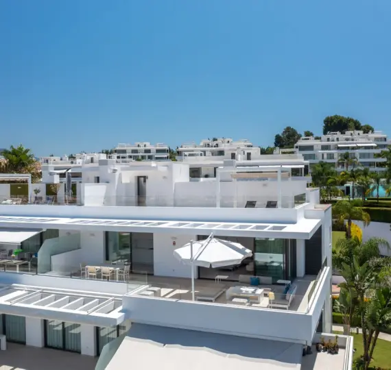 Short-term rent of penthouse in Benahavís