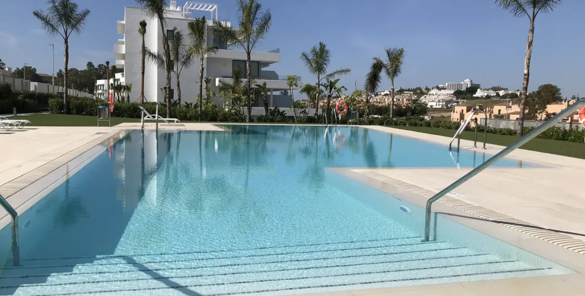 Short-term rent of penthouse in Benahavís 8