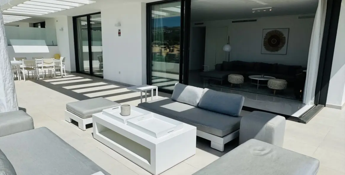 Short-term rent of penthouse in Benahavís 19