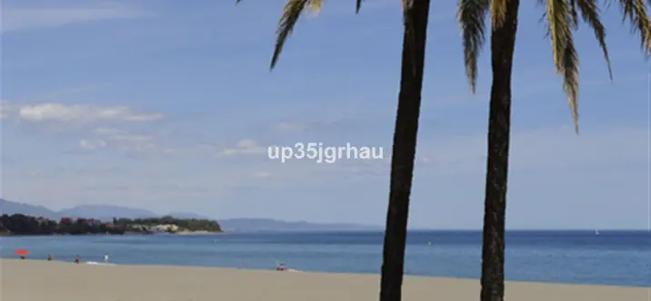 Venta de adosado en Estepona 0