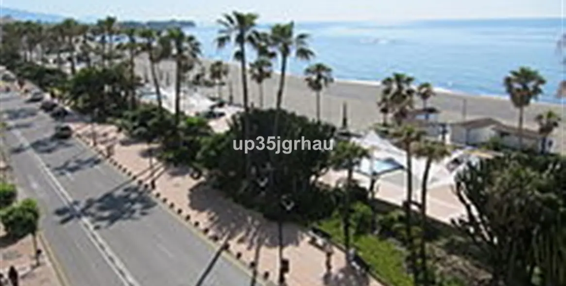 Venta de adosado en Estepona 4