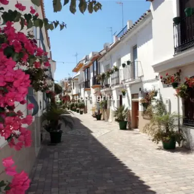 Venta de adosado en Estepona