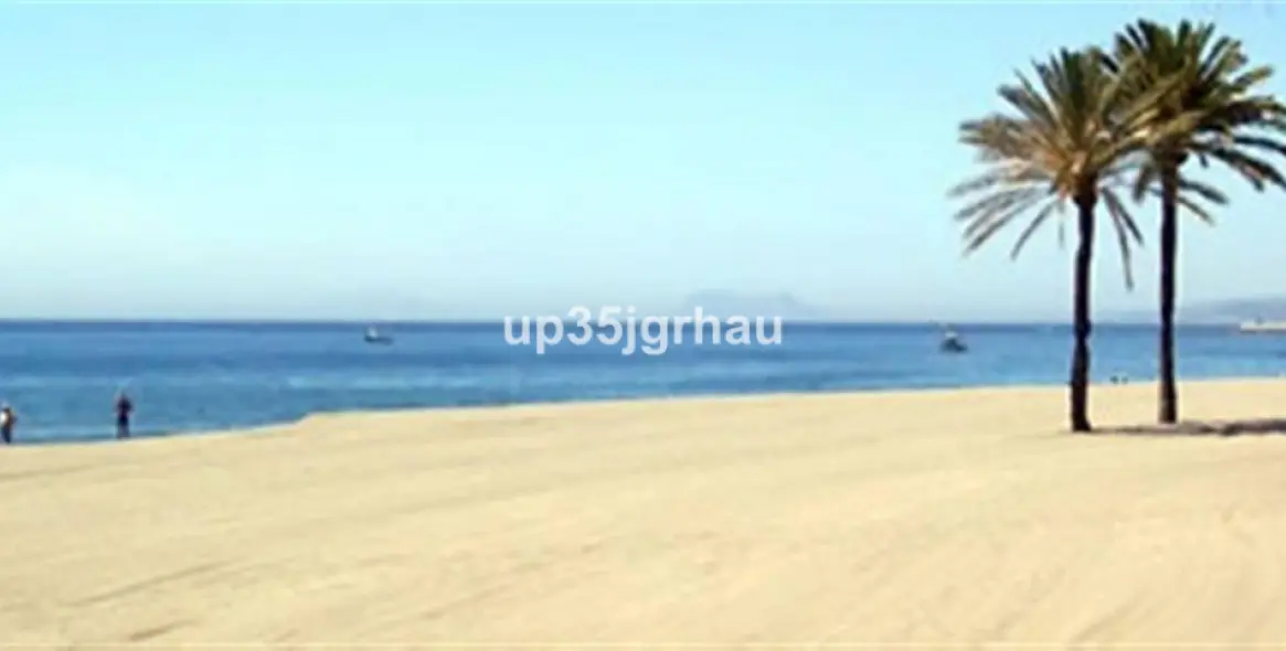 Venta de adosado en Estepona 7