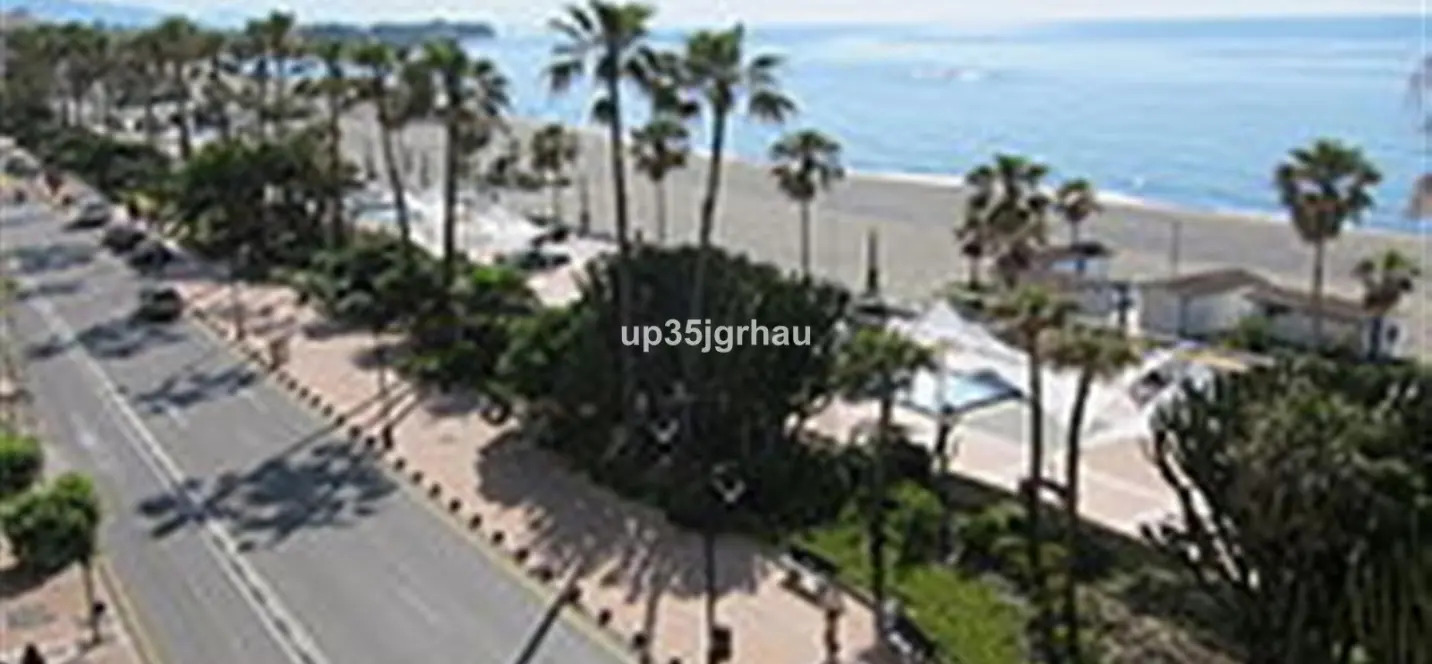 Venta de adosado en Estepona 3