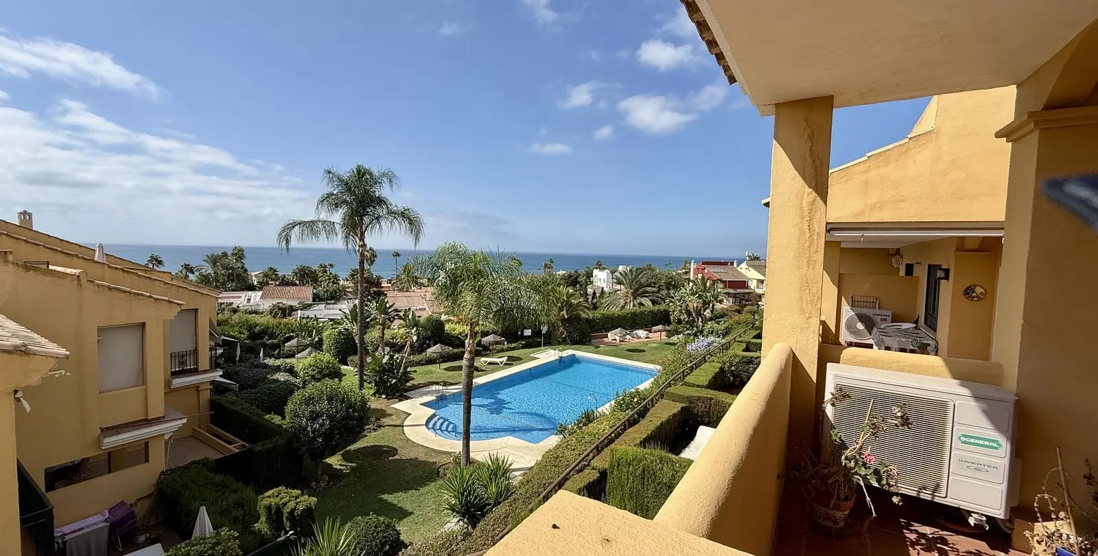 Venta de casa pareada en Elviria 19