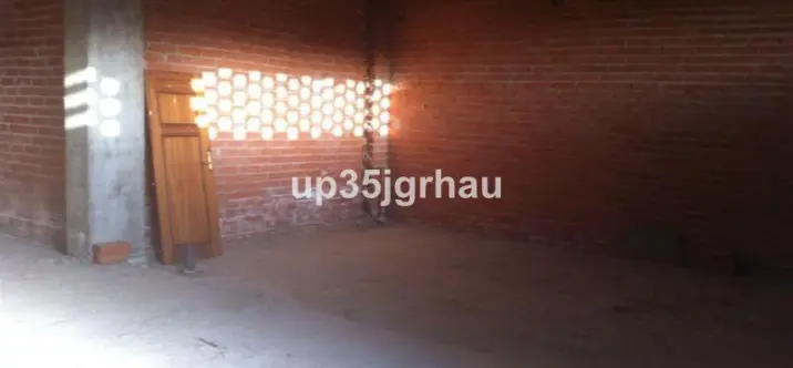 Продажа магазина в Estepona 1