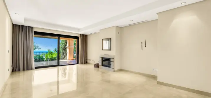 Venta de apartamento en planta baja en La Quinta 2