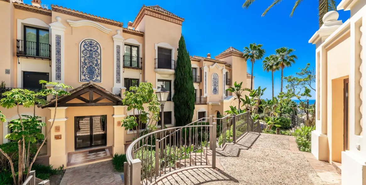 Venta de apartamento en planta baja en La Quinta 20