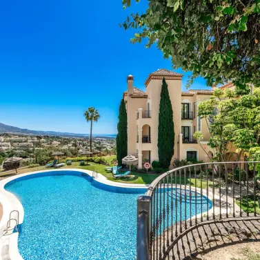 Sale of ground floor apartment in La Quinta