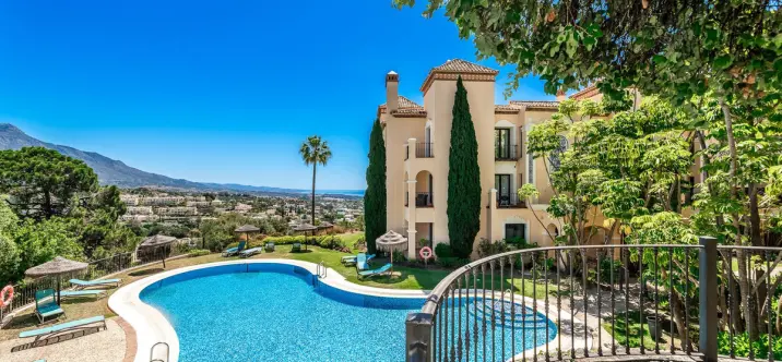 Sale of ground floor apartment in La Quinta 1