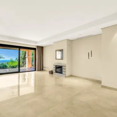 Sale of ground floor apartment in La Quinta