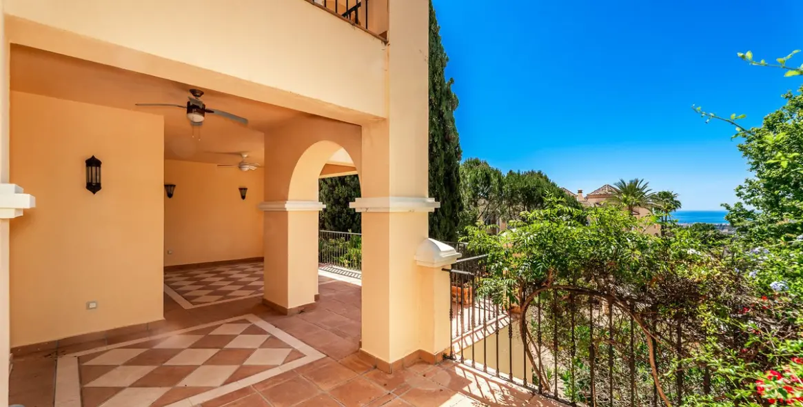 Sale of ground floor apartment in La Quinta 7