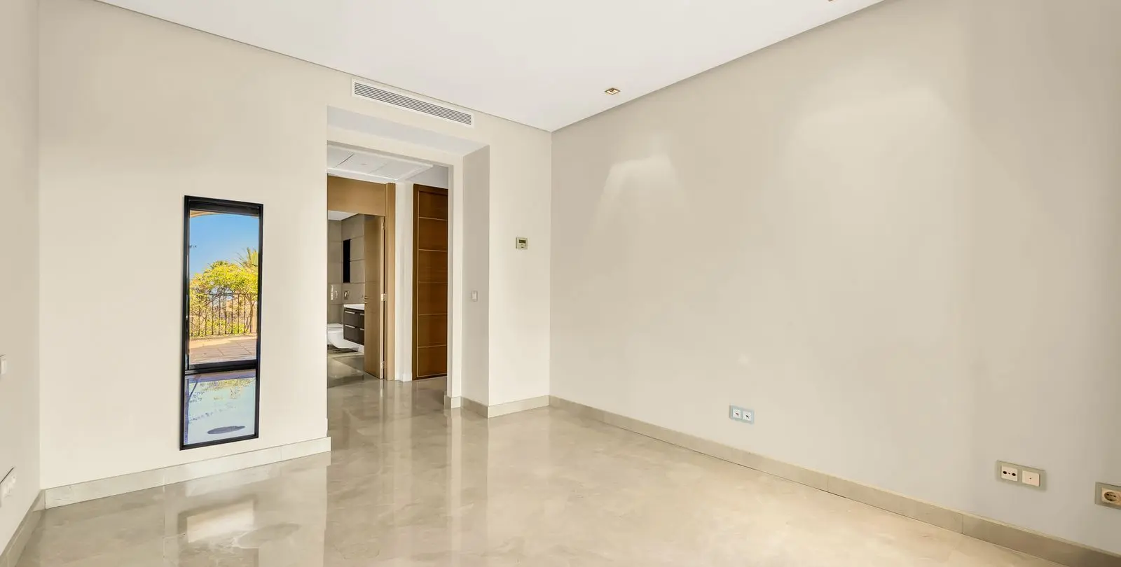 Продажа апартаментов на первом этаже в La Quinta 18