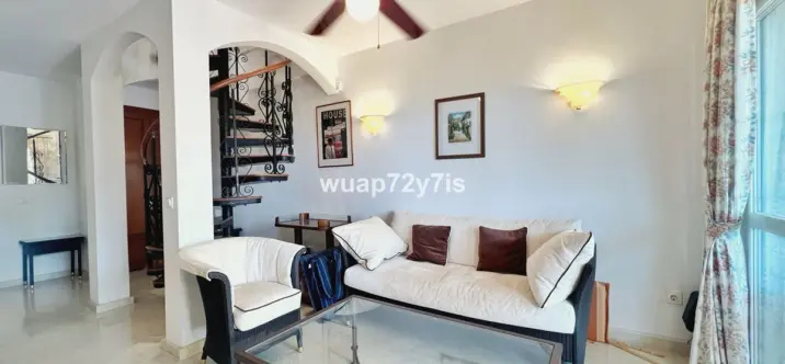 Продажа дома на две семьи в Costabella 2