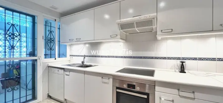 Продажа дома на две семьи в Costabella 3