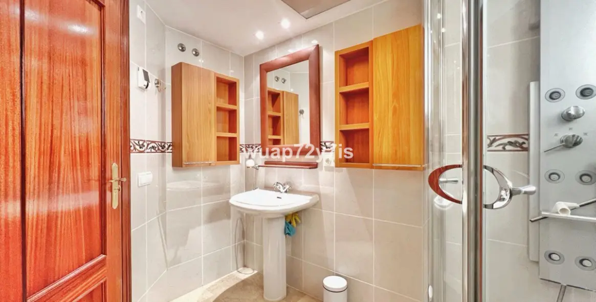 Продажа дома на две семьи в Costabella 11