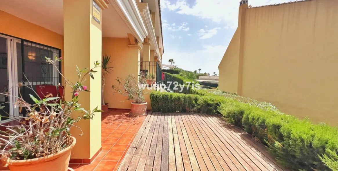 Продажа дома на две семьи в Costabella 13