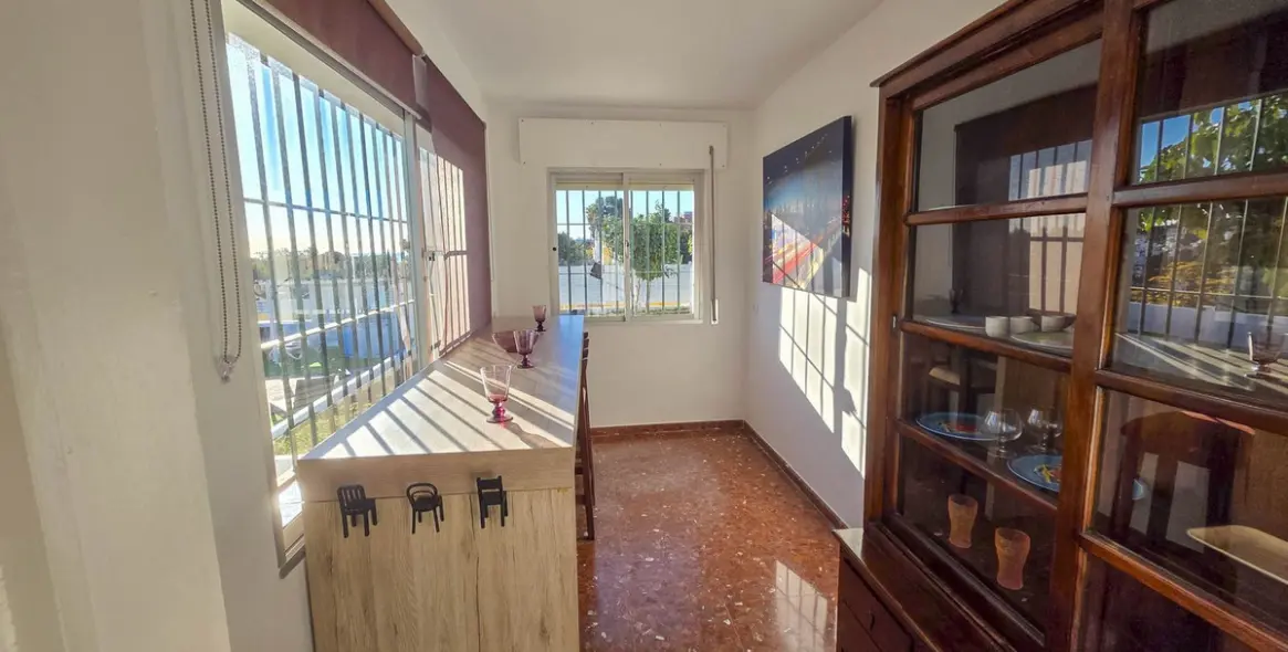 Sale of detached villa in Estepona 15