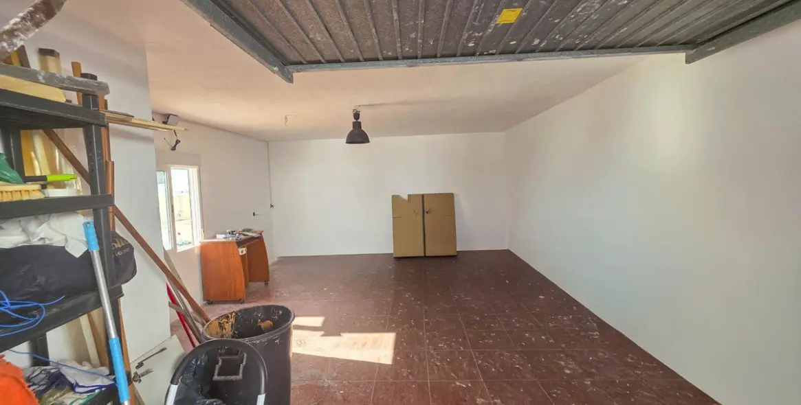 Sale of detached villa in Estepona 26