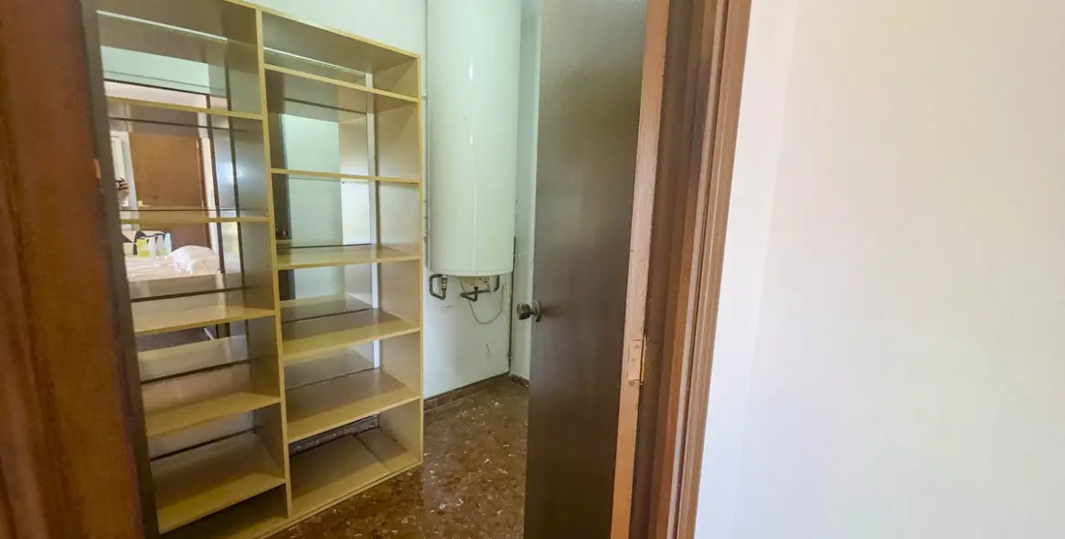 Sale of detached villa in Estepona 44