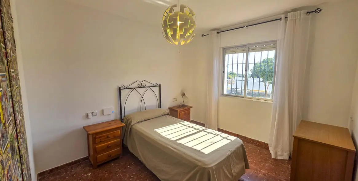 Sale of detached villa in Estepona 55