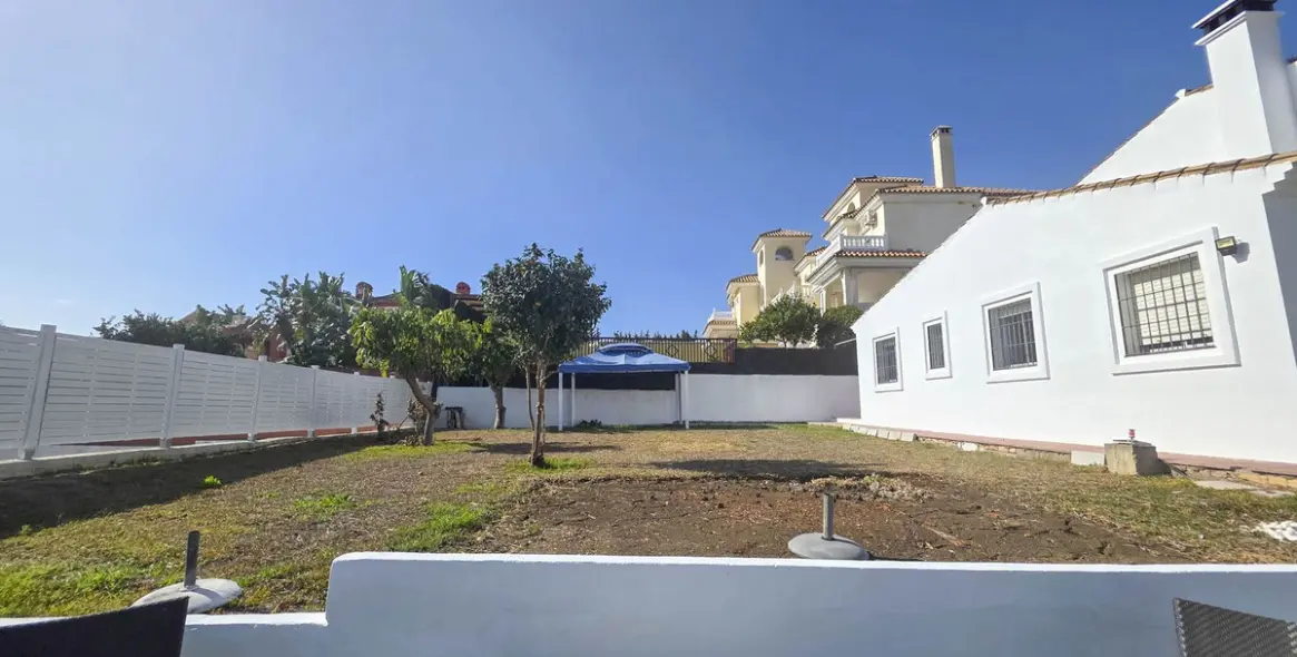 Sale of detached villa in Estepona 71