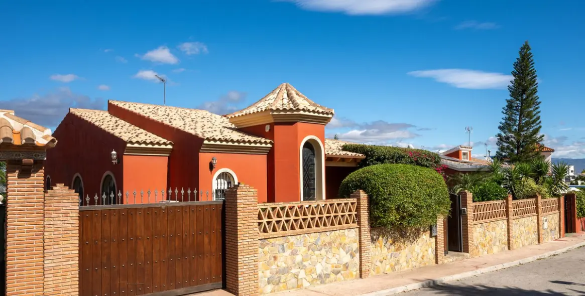 Продажа  отдельно стоящей виллы в Alhaurín de la Torre 9