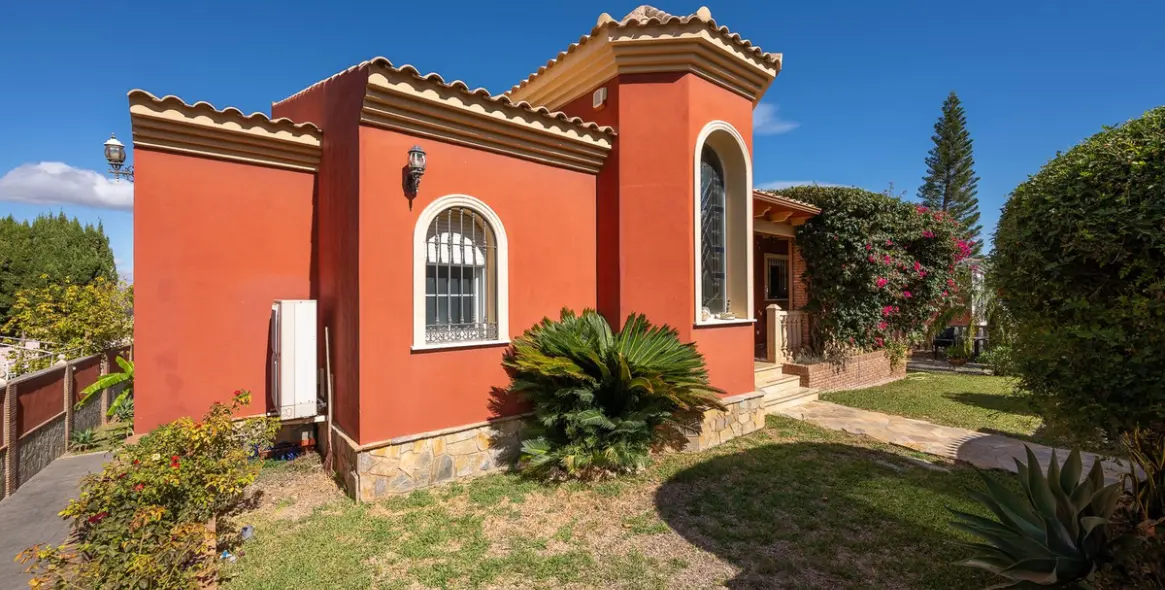 Продажа  отдельно стоящей виллы в Alhaurín de la Torre 14