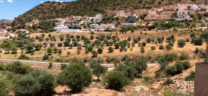 Продажа  коммерческого участка в Coín 0