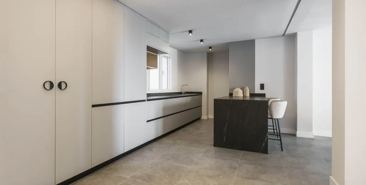 Продажа апартаментов на среднем этаже в Centro Histórico 8