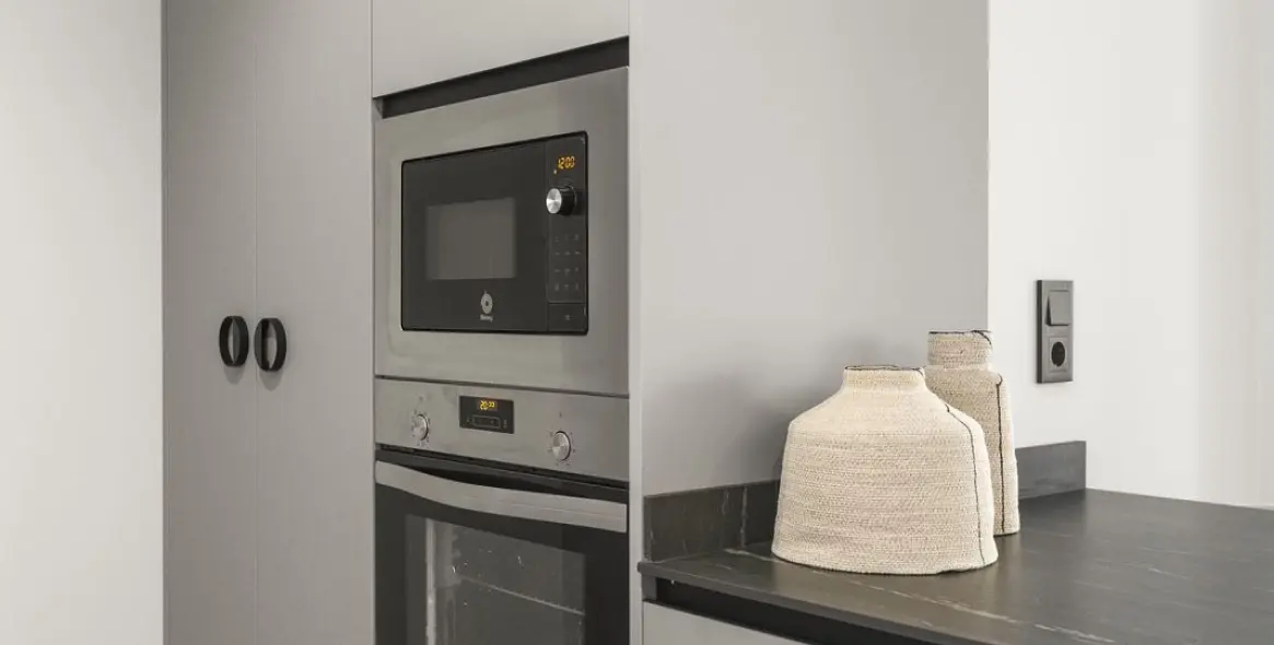 Продажа апартаментов на среднем этаже в Centro Histórico 11