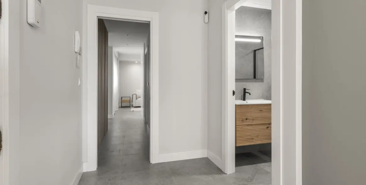 Продажа апартаментов на среднем этаже в Centro Histórico 13