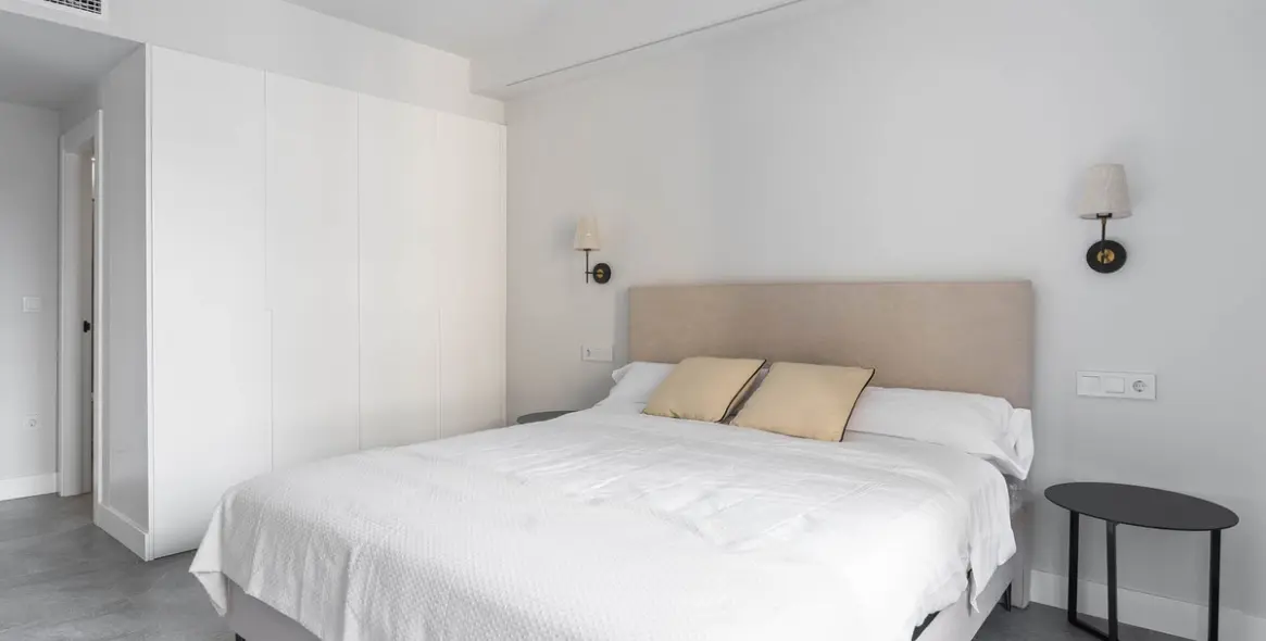 Продажа апартаментов на среднем этаже в Centro Histórico 17