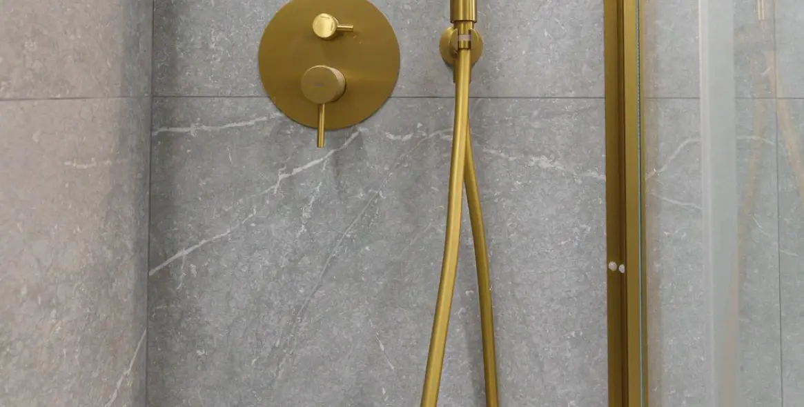 Продажа апартаментов на среднем этаже в Centro Histórico 20