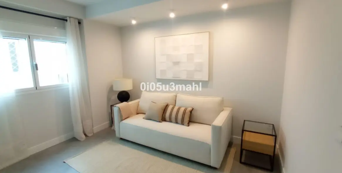 Продажа апартаментов на среднем этаже в Centro Histórico 2