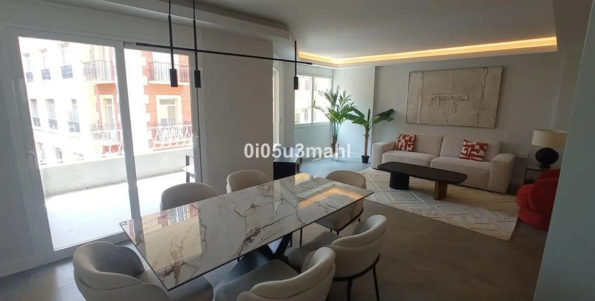 Продажа апартаментов на среднем этаже в Centro Histórico 4