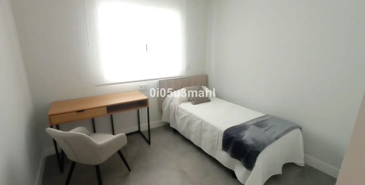 Sale of middle floor apartment in Centro Histórico 12