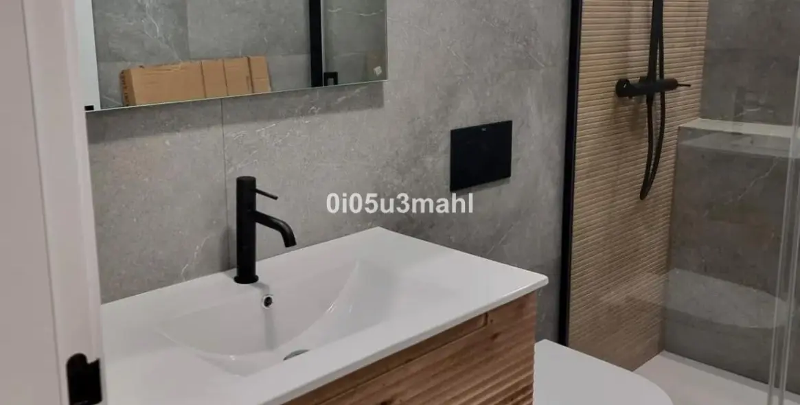 Sale of middle floor apartment in Centro Histórico 20