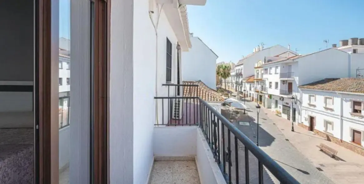 Sale of apartment complex in Manilva 3