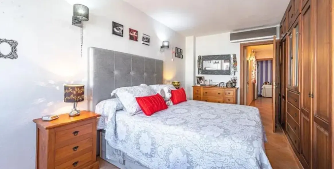 Sale of apartment complex in Manilva 10