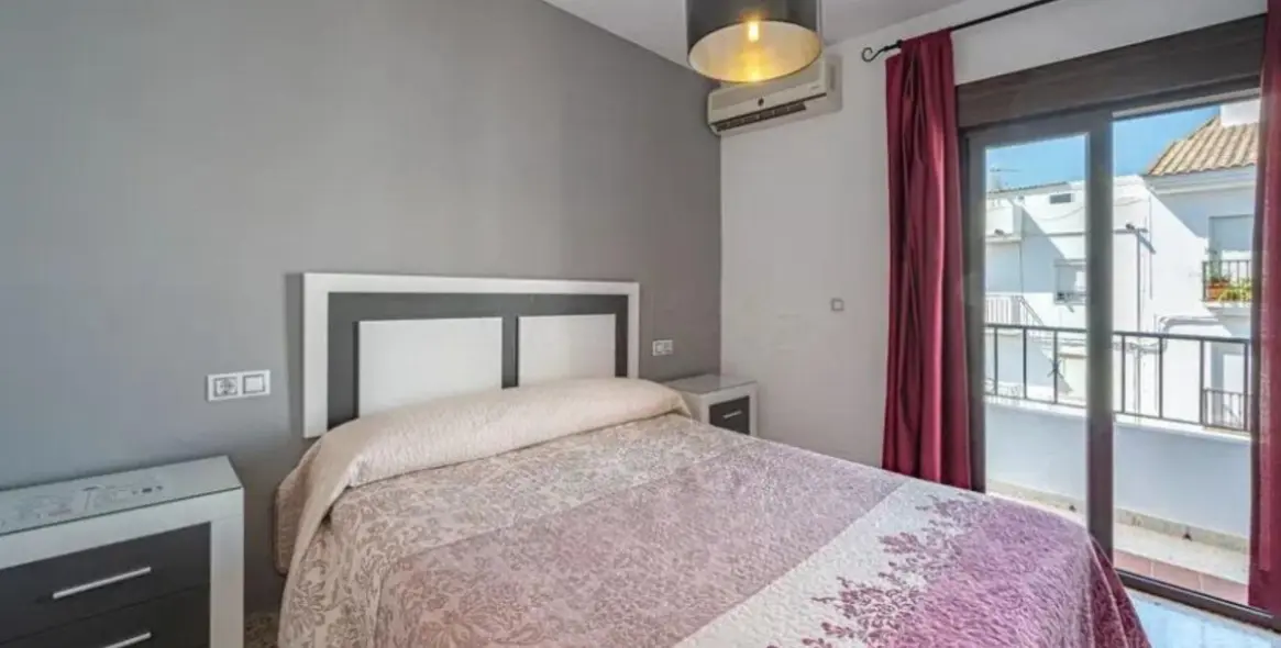 Sale of apartment complex in Manilva 18