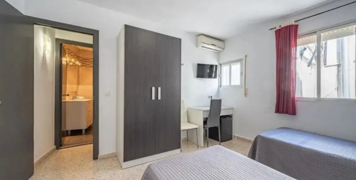 Sale of apartment complex in Manilva 19