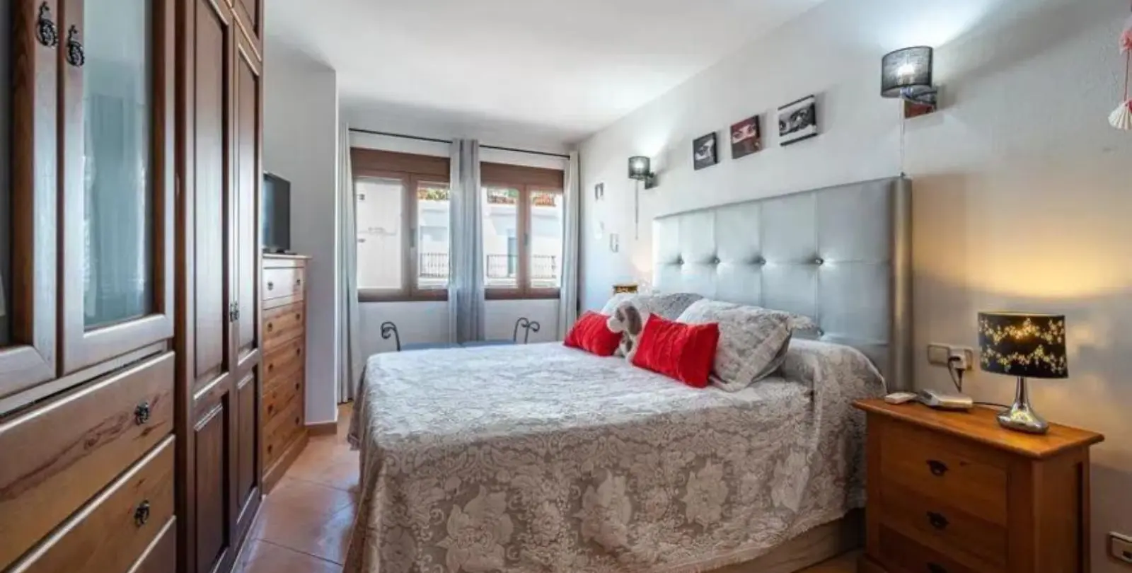 Sale of apartment complex in Manilva 11