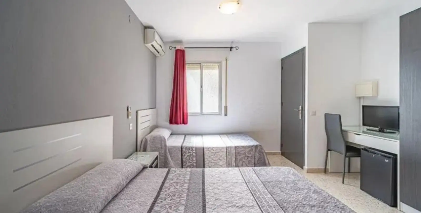 Sale of apartment complex in Manilva 22