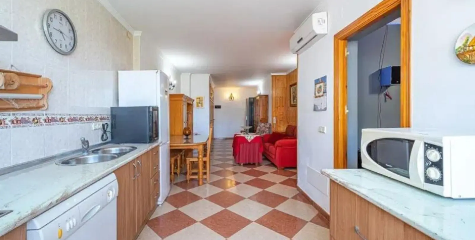 Sale of apartment complex in Manilva 34