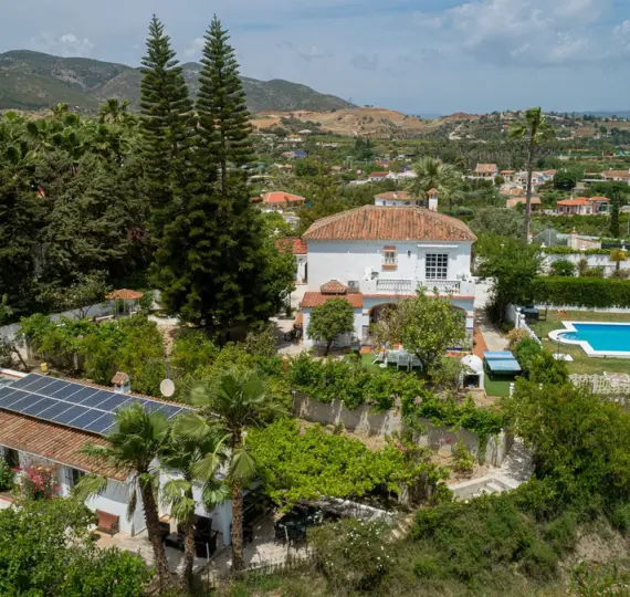 Venta de finca - cortijo en Alhaurín de la Torre