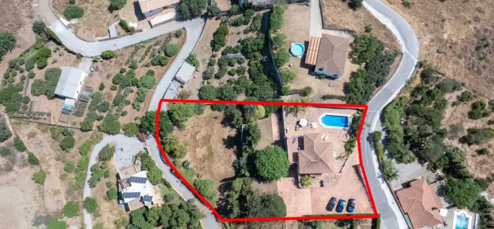 Продажа  отдельно стоящей виллы в La Cala de Mijas 2